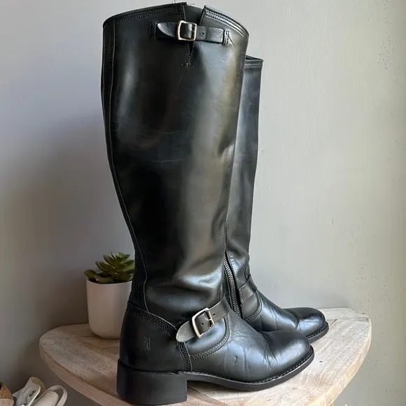 Fry tall black boots size 7.5 like new