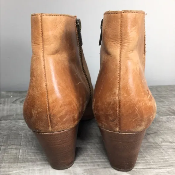 FRYE 71345 Jennifer Cognac Side Zip Stacked Womens Leather Bootie Boots Size 9.5