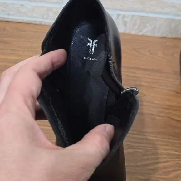 Frye Black Ankle Boots with Medium Block Heel Side Zipper Leather