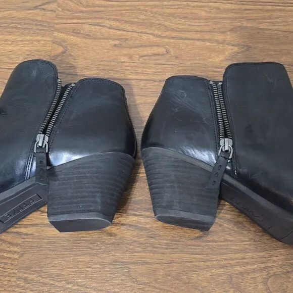Frye Black Ankle Boots with Medium Block Heel Side Zipper Leather