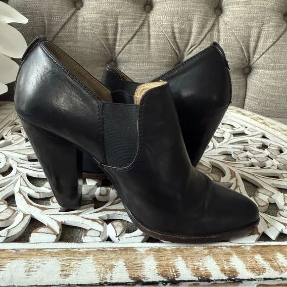 Frye Black Leather Ankle Boots Heels Women’s 9