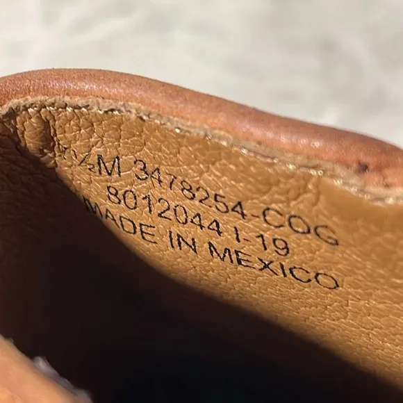 Frye Carson Piping Cognac DISTRESSED LEATHER Ankle Bootie Heel Side Zip Size 7.5