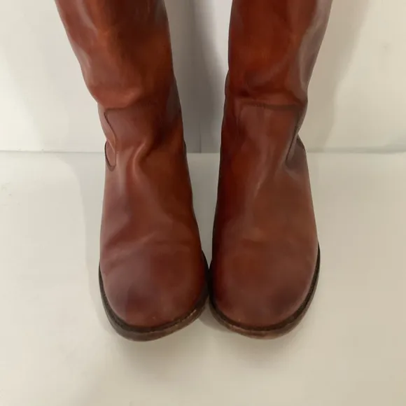 FRYE Melissa Button Cognac Leather Tall Riding Boots Size 8B; Pre-Owned So Nice!