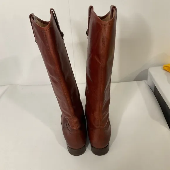 FRYE Melissa Button Cognac Leather Tall Riding Boots Size 8B; Pre-Owned So Nice!