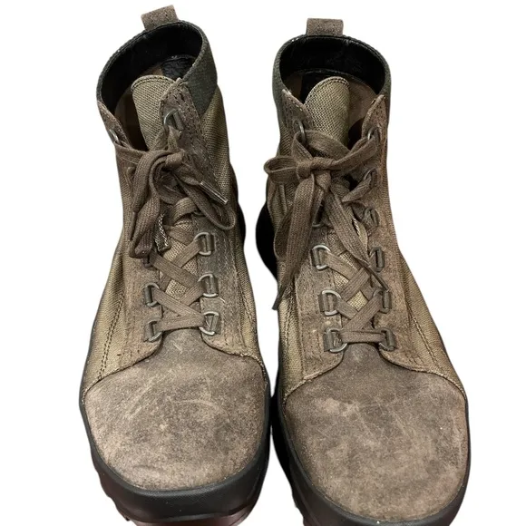 Frye Men’s Korver Olive Green/Black Lace Up Casual Utility Boots 12