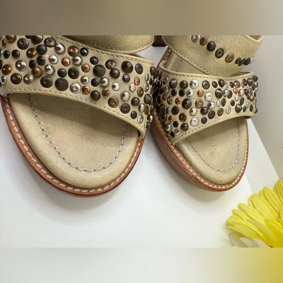 Frye Stone Beaded Joy Open Toe Wood Sole Platform Sandal Heel size 8.5 B