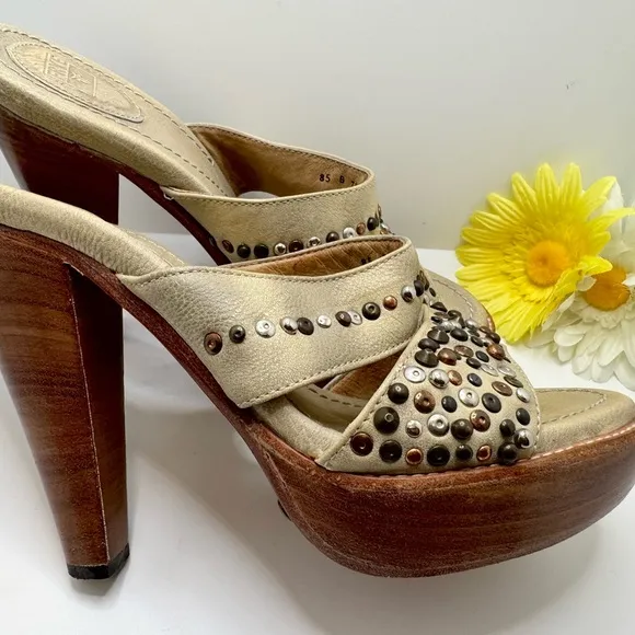 Frye Stone Beaded Joy Open Toe Wood Sole Platform Sandal Heel size 8.5 B