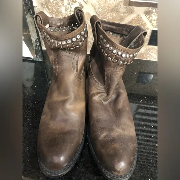 Frye Studded Ankle Boots Sz 8.5