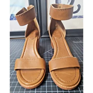 Frye Women's Brielle Back Zip Heeled Sandal, Cognac, women Sz 9.5M