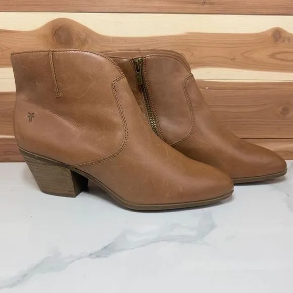 Frye Women's Leather Ankle Boots Western Inspired Side Zip Brown Booties‎ sz 10M