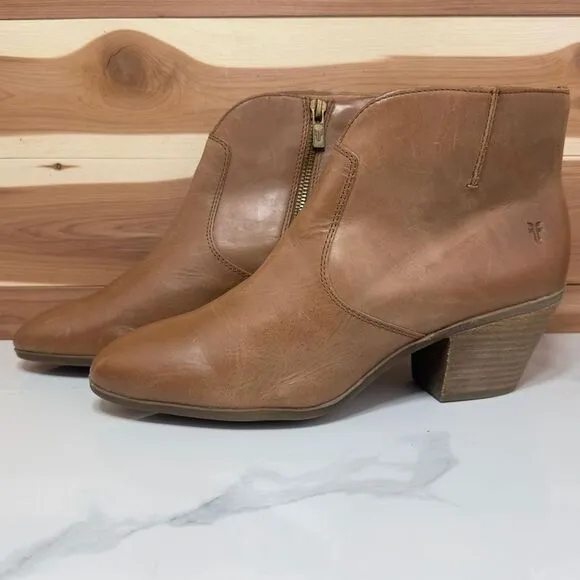 Frye Women's Leather Ankle Boots Western Inspired Side Zip Brown Booties‎ sz 10M