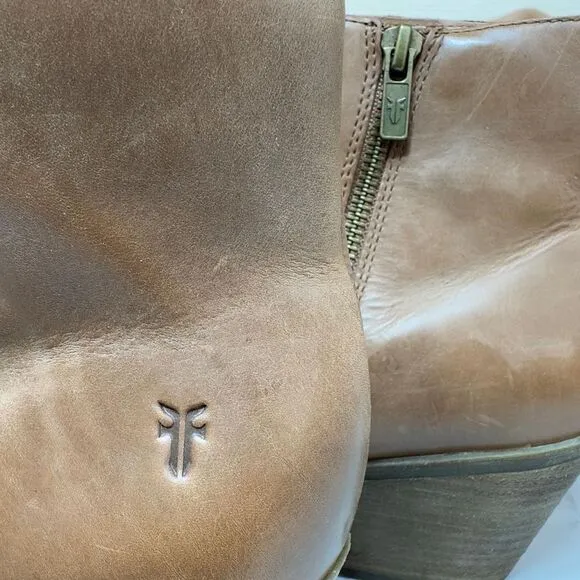 Frye Women's Leather Ankle Boots Western Inspired Side Zip Brown Booties‎ sz 10M