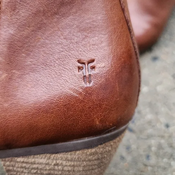 FRYE  Women’s Leather Cognac Brown Judith Double Zip Casual Ankle Booties