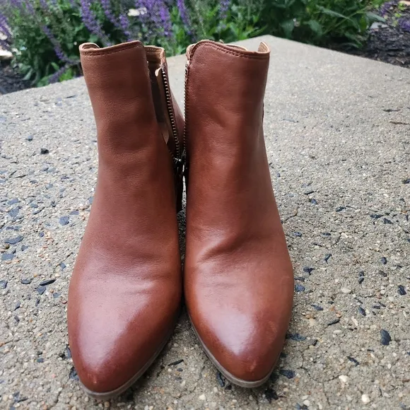 FRYE  Women’s Leather Cognac Brown Judith Double Zip Casual Ankle Booties