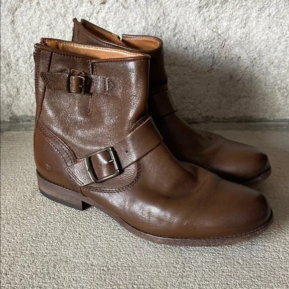 FRYE Women's Tyler Engineer Ankle Boots Cognac Leather Size 9B