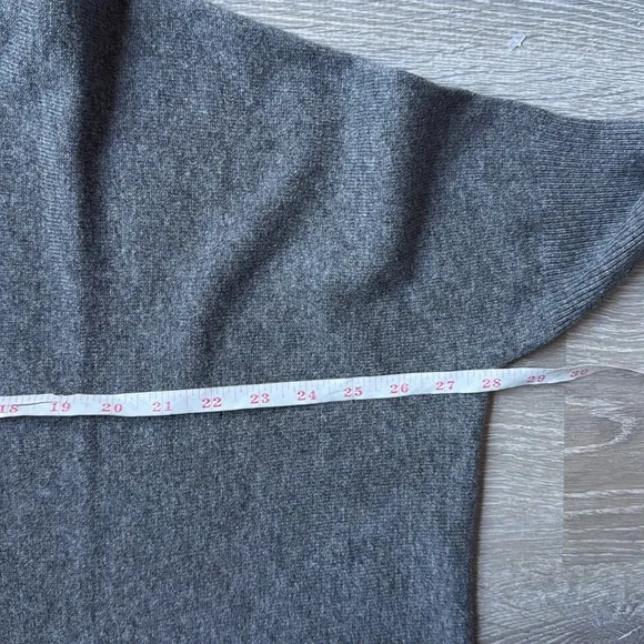 Garnet Hill Oversized wool cashmere Turtleneck Sweater Small