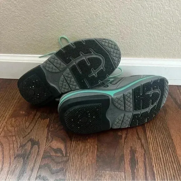 GDefy G-Defy Ion Gravity Defyer Women’s Athletic Shoes Size 9 Gray TB9022FGU-M