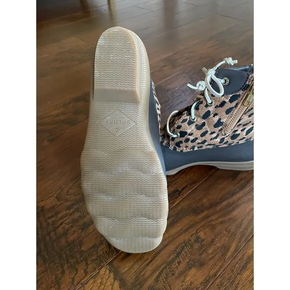 Gently Used Sperry Syren Gulf Leopard Duck Casual Boots