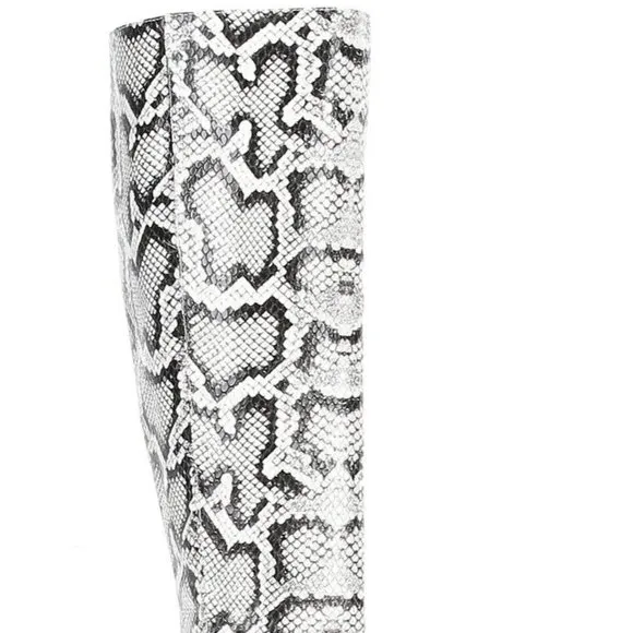 Gianni Bini Lennoxe Snake Print Boots Size 5.5 Black &amp; White Tall Boots