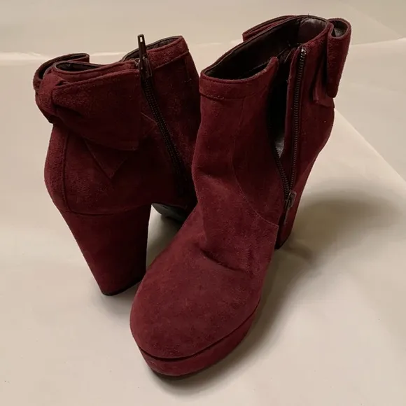 Gianni Bini Purple Ankle Boots Size 8