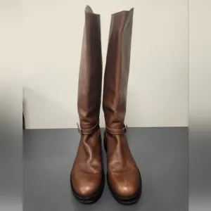 Gianvito Rossi Brown Leather Tall Low Heel Boots EUR Sz 38.5