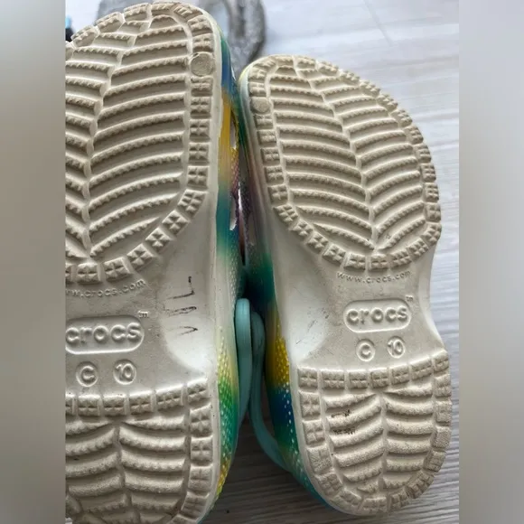 Girls Size 10 Sandals - Crocs, Natives, Tevas, Mini Melissa