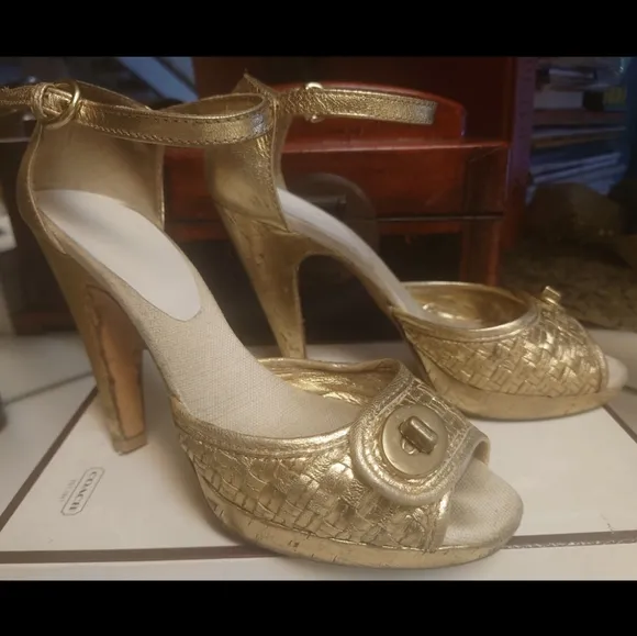 Gold COACH Dianah Nappa Kid Ankle Strap 9 39 Sandals Platform Pump Bronze Macy's