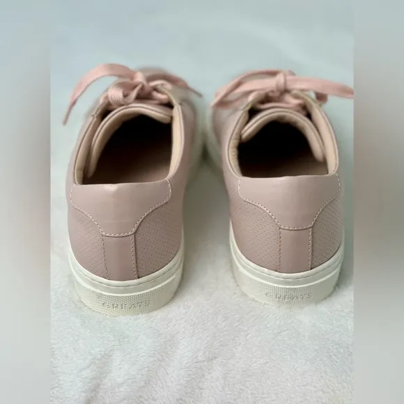 Greats Brooklyn Perforated Blush Leather Sneaker Size 10