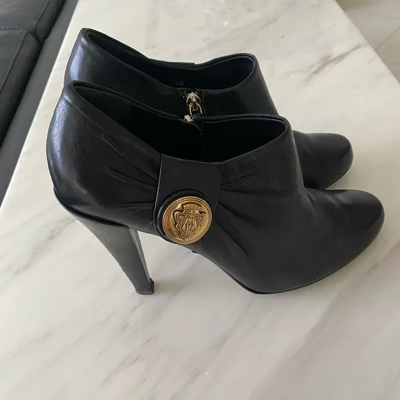 Gucci Leather Low-cut Ankle Boots