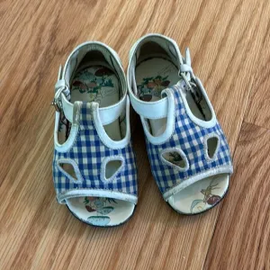 Gucci plaid sandals