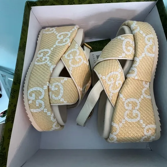 Gucci sandals!!
