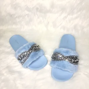 Guess faux fur slides sandals.