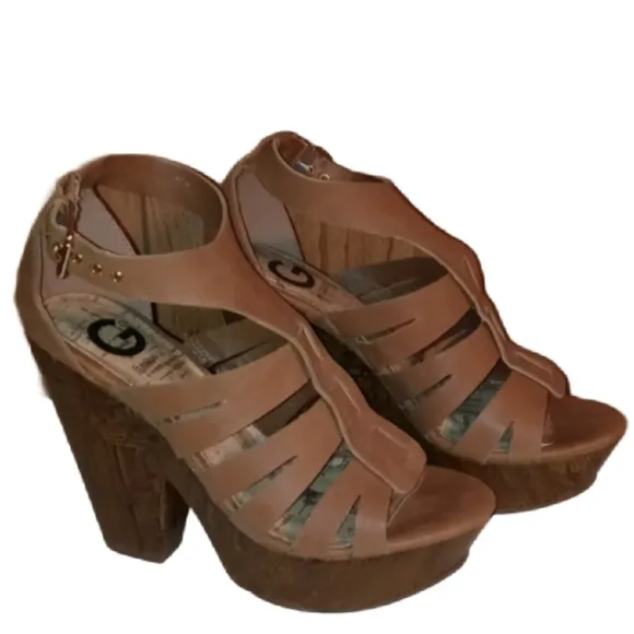 Guess platform sandal tan 8 with a 5&quot; heel