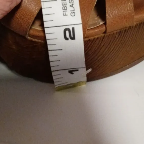 Guess platform sandal tan 8 with a 5&quot; heel