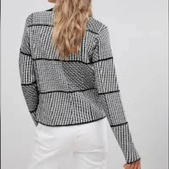 Haute Rogue front fringe western vibe houndstooth sweater mix print M