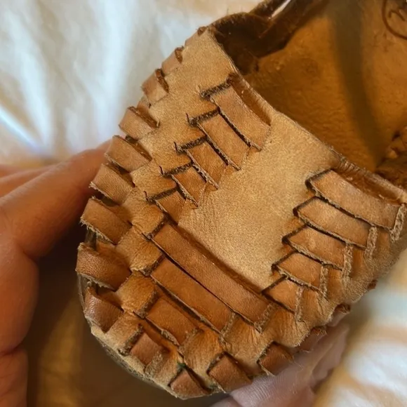 Heirloom Mikoleon Kids Tan Leather Chitos Sandals