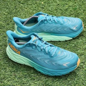 HOKA ARAHI 6 - Mens Athletic Shoes - SIZE 11.5D