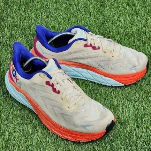 HOKA ARAHI 6 - Mens Athletic Shoes - SIZE 10D