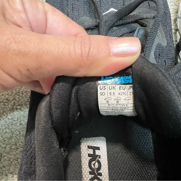 Hoka Black Running Shoes Black size 9