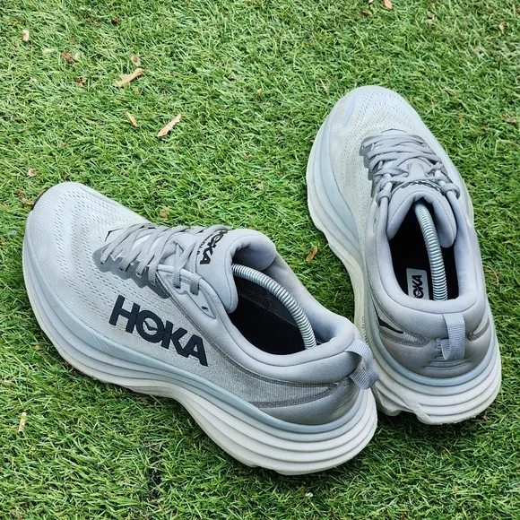 HOKA BONDI 8 - Mens Athletic Shoes - SIZE 9D