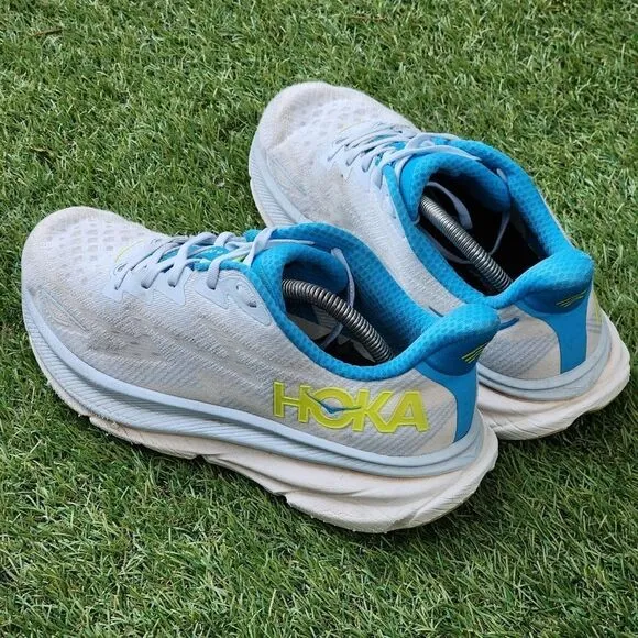 HOKA CLIFTON 9 - Mens Atheltic Shoes - SIZE 10D