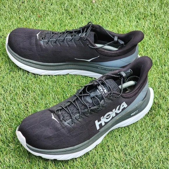 HOKA MACH 4 - Mens Athletic Shoes - SIZE 11.5D