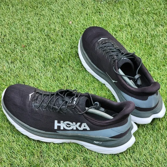 HOKA MACH 4 - Mens Athletic Shoes - SIZE 11.5D