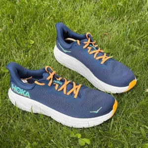 HOKA ONE ONE ARAHI 7 - Men’s Running Shoes - SIZE 13D