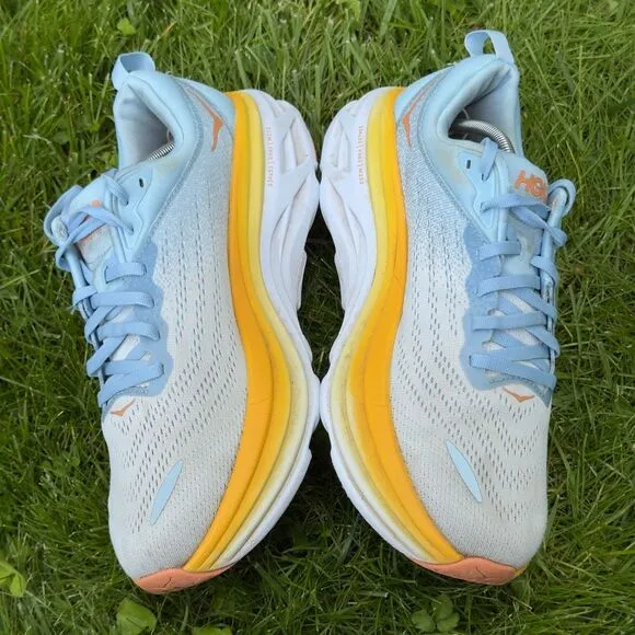 HOKA ONE ONE BONDI 8 WIDE - Women’s Running Shoes - SIZE 9.5D