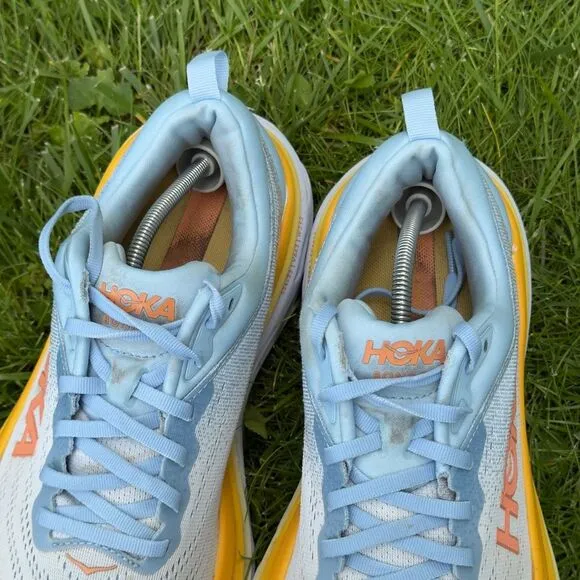 HOKA ONE ONE BONDI 8 WIDE - Women’s Running Shoes - SIZE 9.5D