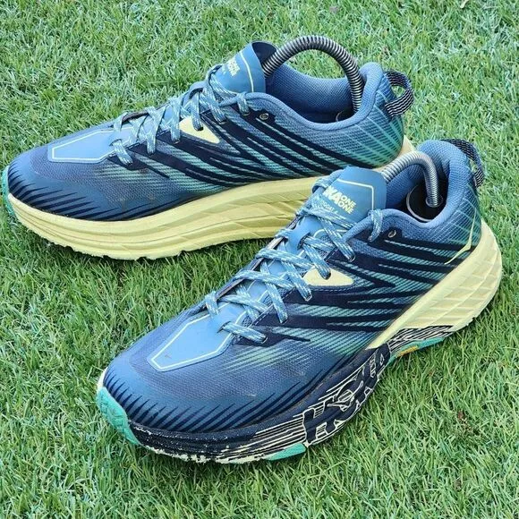 HOKA SPEEDGOAT 4 - Womens Athletic Shoes  - SIZE 8.5