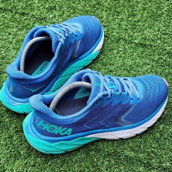HOKA ARAHI 5 - Womens Athletic Shoes - SIZE 9.5B