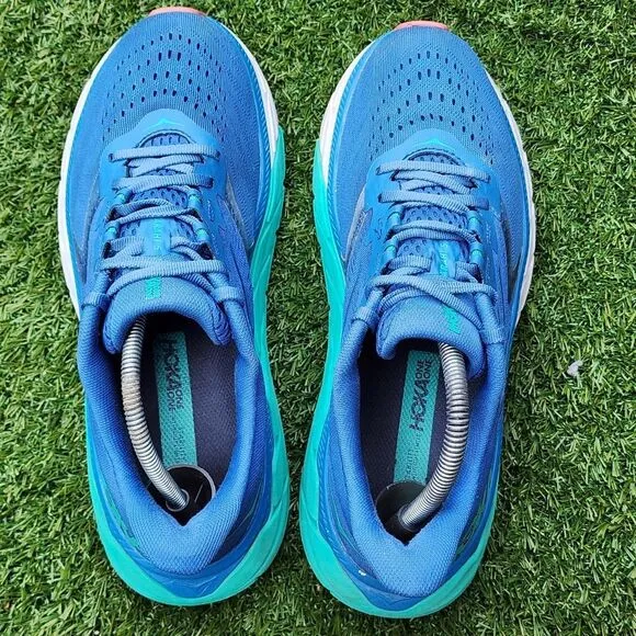 HOKA ARAHI 5 - Womens Athletic Shoes - SIZE 9.5B
