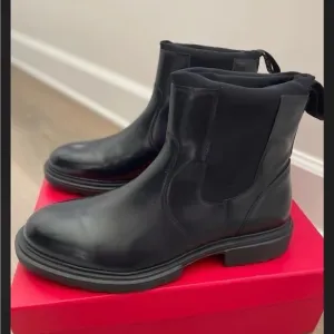 Hugo Boss Mens Chelsea Boots Dark Blue Size 10 US New In Box Leather